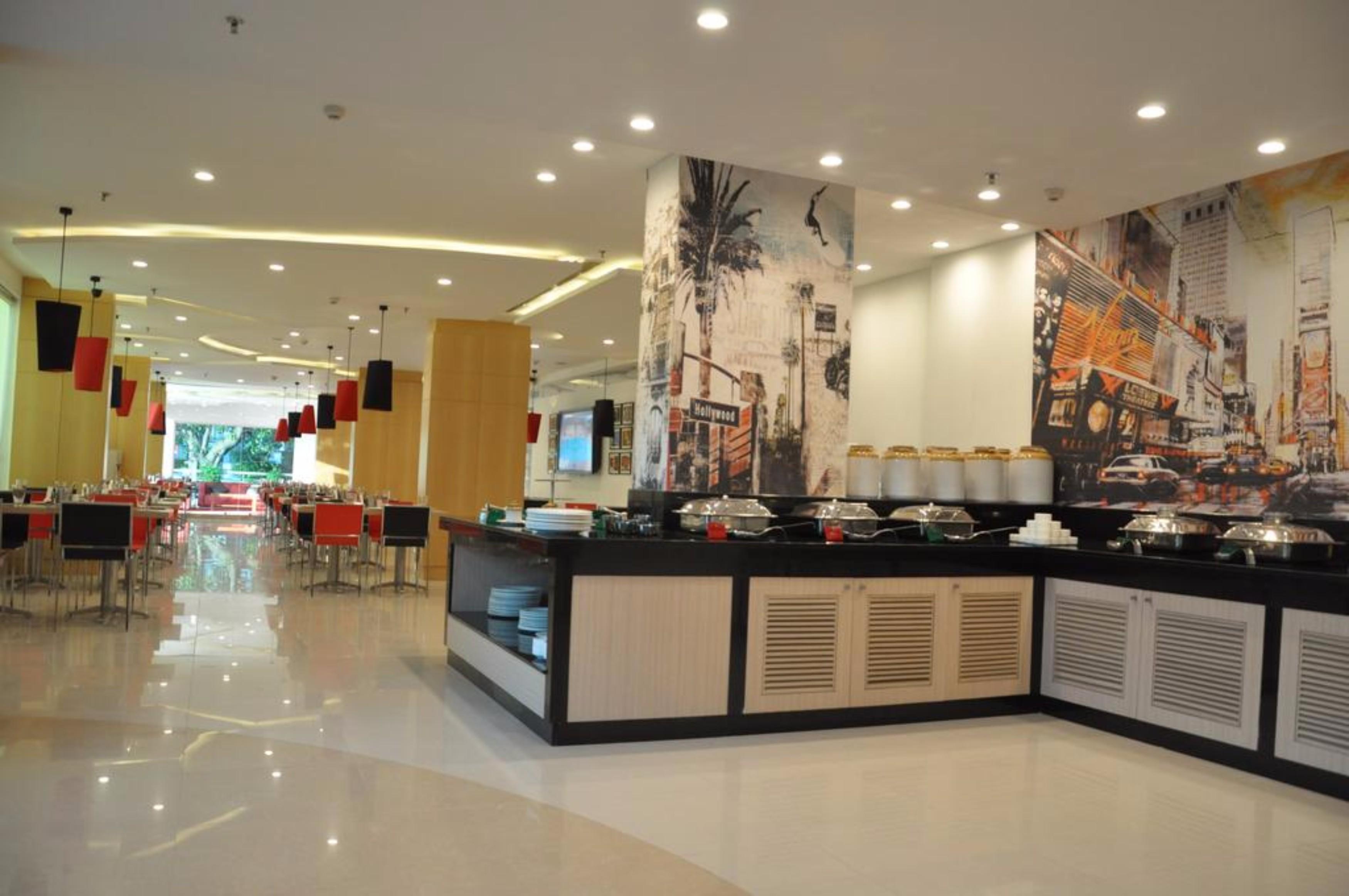 Red Fox Hotel, Chandīgarh 외부 사진