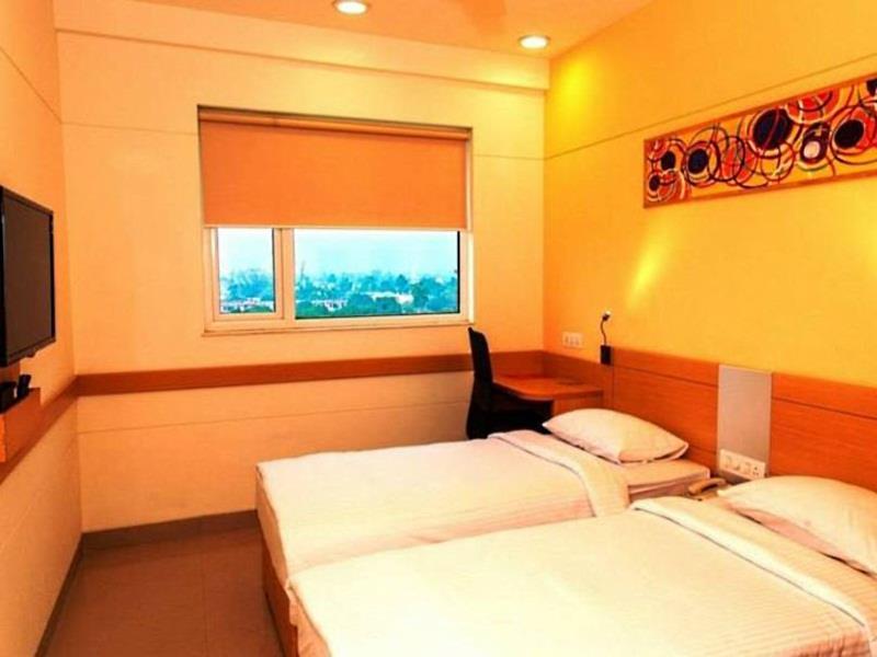 Red Fox Hotel, Chandīgarh 외부 사진