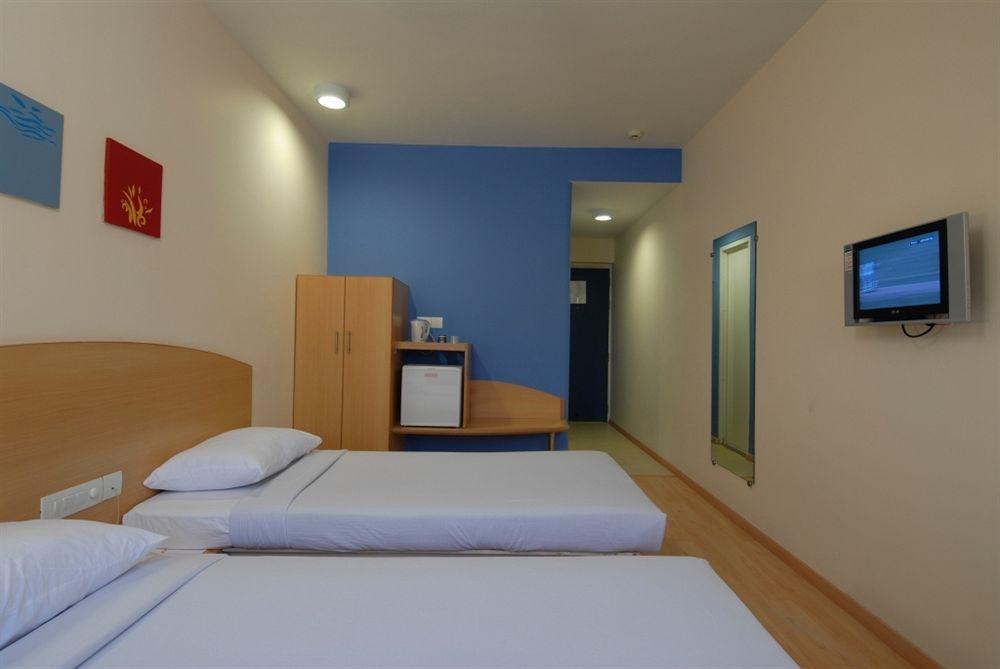 Red Fox Hotel, Chandīgarh 외부 사진